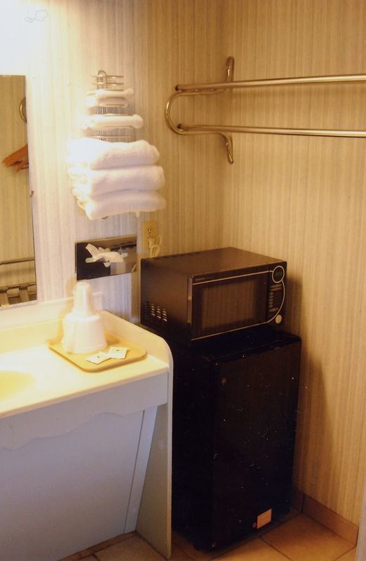 Hillcrest Inn & Suites 오조나 객실 사진