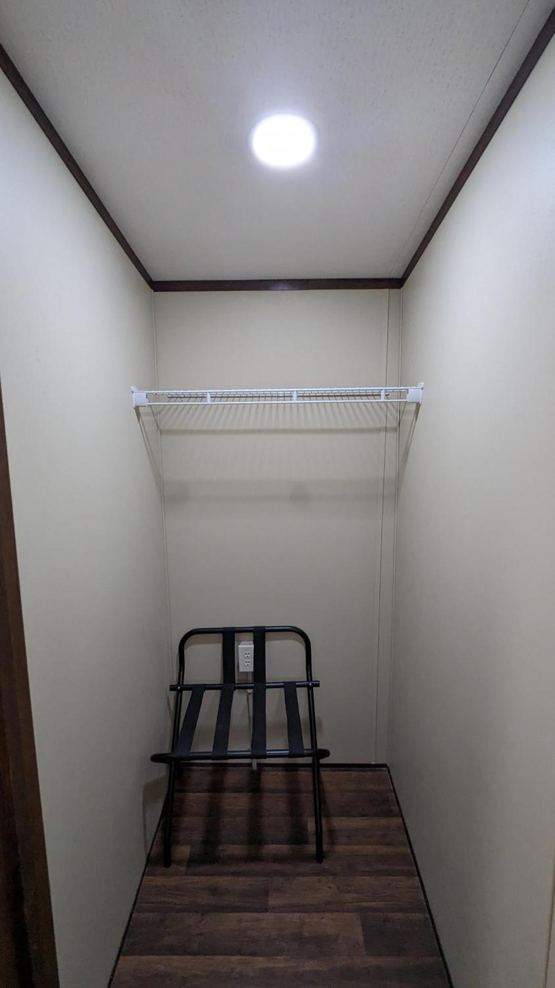 Hillcrest Inn & Suites 오조나 외부 사진